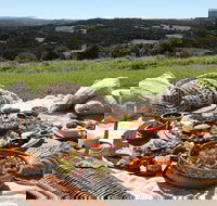 A picnic in Byron Bay - New Castle Holiday