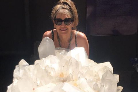 Byron Bay And The Crystal Castle Day Tour From Gold Coast - New Castle Holiday 4