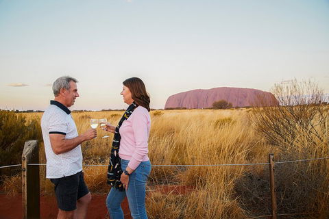 Uluru (Ayers Rock) Sunset Tour - New Castle Holiday 0