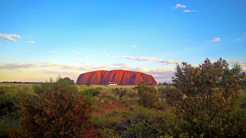 Uluru (Ayers Rock) Sunset Tour - New Castle Holiday 2