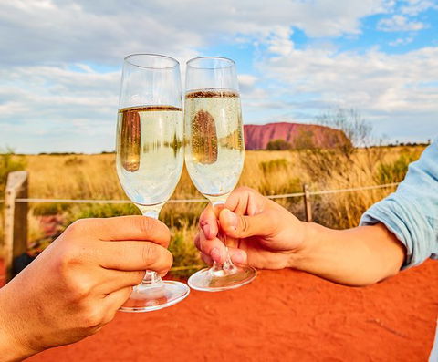 Uluru (Ayers Rock) Sunset Tour - New Castle Holiday 4