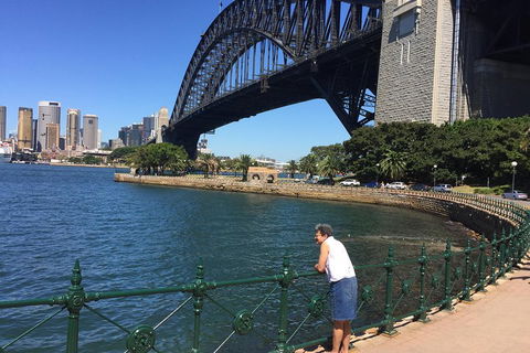 Small Group Essential Sydney Tour Including Lunch - New Castle Holiday 2