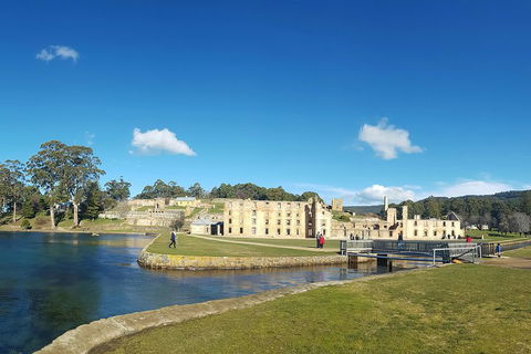 6-Day Tasmanian Explorer Adventure Tour From Hobart - New Castle Holiday 0