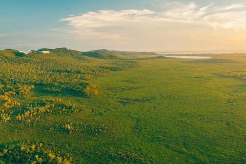 Cruise 'n' Canoe To Australia's Everglades - New Castle Holiday 1
