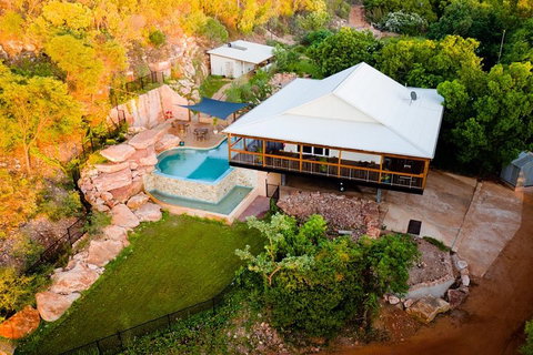 Cygnet Bay Explorer - New Castle Holiday 5