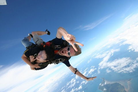 Byron Bay Tandem Sky Dive - New Castle Holiday 1