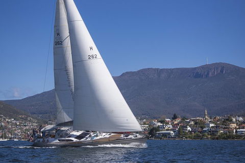 Half-Day Sailing On The Derwent River From Hobart - New Castle Holiday 0
