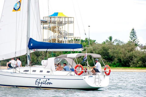 Gold Coast Sunset Cruise With Sparkling Wine & Nibbles Platter - New Castle Holiday 3
