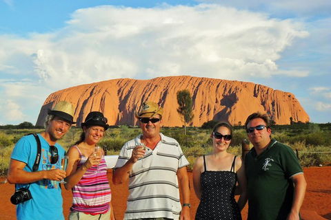 Ayers Rock Day Trip From Alice Springs Including Uluru, Kata Tjuta And Sunset BBQ Dinner - New Castle Holiday 0