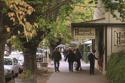 Adelaide Highlights, Hahndorf & McLaren Vale Wine Tasting And Sightseeing Tour - New Castle Holiday 0