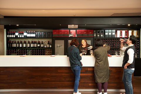 Penfolds Barossa Valley: Make Your Own Wine - New Castle Holiday 1