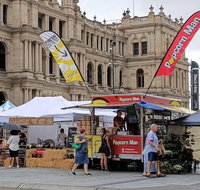 Brisbane City Essentials Walking Tour - New Castle Holiday