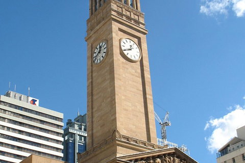 Brisbane City Essentials Walking Tour - New Castle Holiday 5