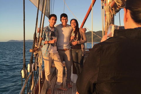 Whitsunday Islands Private Sailing Experience With Snorkeling & Langford Reef - New Castle Holiday 5