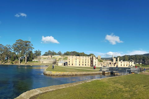 7-Day Super Value Tour Of Tasmania: Explore Tasmania's West And East Coasts - New Castle Holiday 4