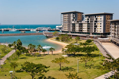 Darwin Shore Excursion: Hop-on Hop-off Bus Tour - New Castle Holiday 5