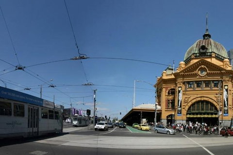 Central Melbourne Walking Tour - New Castle Holiday 2