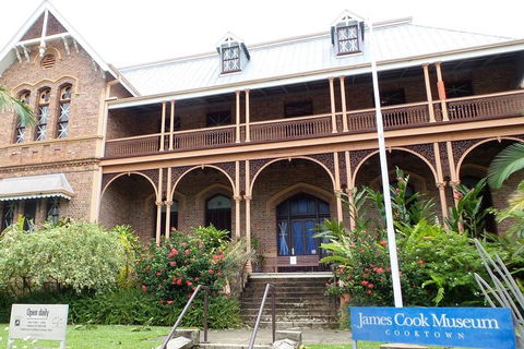 Cairns To Cooktown 4WD Tour - New Castle Holiday 1