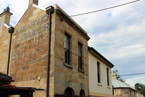 Bespoke Off-the-Beaten-Path Tour Of Inner Sydney - New Castle Holiday 1