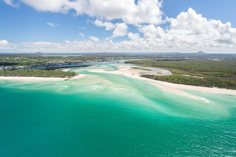Deluxe Seaplane Tour Noosa To Glasshouse Adventure For 2 With Photobook - New Castle Holiday 0