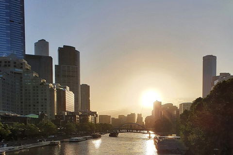 Melbourne After Dark 2-hour Walking Tour - New Castle Holiday 4