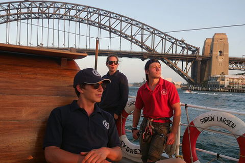 Sydney Harbour Tall Ship Wine & Canapes Evening Cruise - New Castle Holiday 5