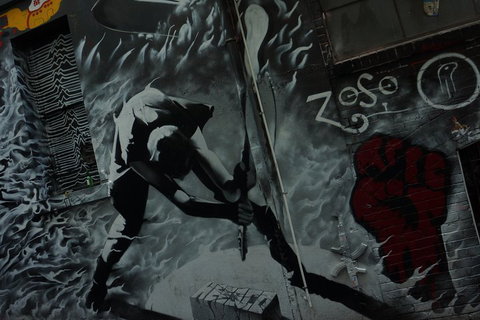 Live Music Melbourne Bus Tour - New Castle Holiday 1