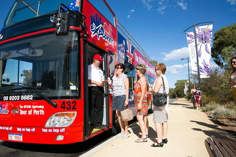 Perth Hop-On Hop-Off Bus Tour - New Castle Holiday 5