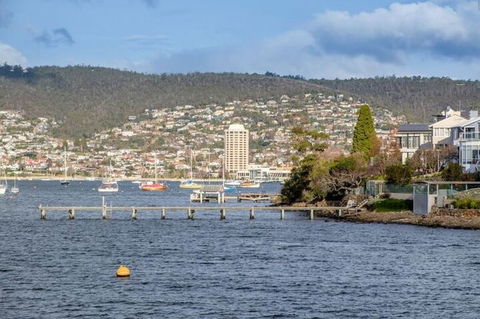 Derwent River Historic Harbour Cruise From Hobart - New Castle Holiday 5